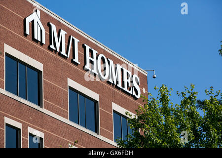 Un logo affiche à l'extérieur du siège de M/I Homes, Inc., à Columbus, Ohio le 23 juillet 2016. Banque D'Images