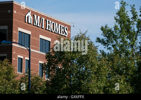 Un logo affiche à l'extérieur du siège de M/I Homes, Inc., à Columbus, Ohio le 23 juillet 2016. Banque D'Images