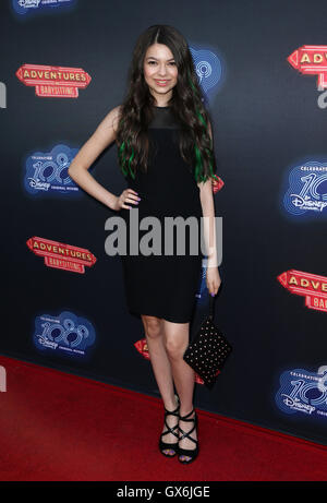 Première mondiale de 100e Disney Channel Original Movie "Adventures in Babysitting' et la célébration de toutes les DCOMS comprend : Nikki Hahn Où : West Hollywood, California, United States Quand : 23 Juin 2016 Banque D'Images