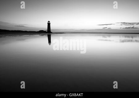 Photographie par © Jamie Callister. Coucher de soleil à la plage de Talacre, Flintshire, au nord du Pays de Galles, Royaume-Uni du 10 septembre 2016. Banque D'Images