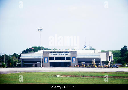 La construction et la piste de l'aéroport de Trang route le 12 juillet 2016 à Trang, Thaïlande Banque D'Images