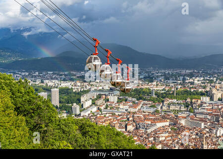 Vue aérienne de la pittoresque ville de Grenoble, France Banque D'Images