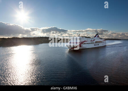 La mer Baltique, Finland-September 28 2013 : le ferry de la compagnie silja line flotte à travers la mer Baltique.Ferries du SI Banque D'Images
