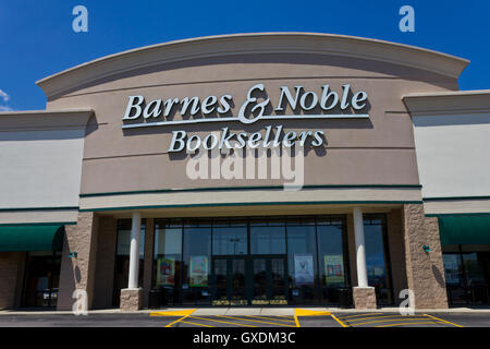 Indianapolis - Circa Mai 2016 : Barnes & Noble Emplacement de vente au détail II Banque D'Images