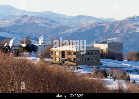 Observatoire astrophysique spécial de l'Académie des sciences de Russie situé en zone de montagne (Caucase, Russie) en altitude 2000 m Banque D'Images