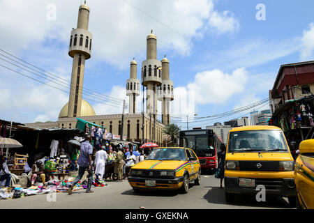 Le Nigeria, Lagos, la ville et la mosquée centrale de Market Street Banque D'Images