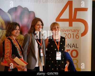 Lima Pérou. Septembre 16th, 2016. Le Centre international de la pomme de terre (CIP) a célébré le 45e anniversaire de sa création à l'hôtel Marriott à Lima. La cérémonie a été présentée par Barbara Wells, CIP, directeur général et assisté en tant qu'invité spécial par Mme Nane Annan, l'Ambassadeur de la patate douce, et les gagnants du Prix de l'alimentation ; le Dr Jan faible, le Dr Maria Andrade, le Dr Robert Mwanga. (C) / Fotoholica Granthon Carlos Garcia/Alamy Live News Banque D'Images