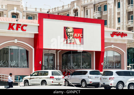 Fast food KFC à Doha, Qatar Banque D'Images