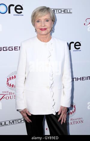 Los Angeles, CA. 17 Sep, 2016. Florence Henderson au niveau des arrivées pour l'assemblée annuelle pour la Fondation Brent Shapiro l'alcool et le tabac Prévention été spectaculaire, Domaine Privé, à Los Angeles, CA Septembre 17, 2016. Credit : Priscilla Grant/Everett Collection/Alamy Live News Banque D'Images