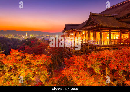 Kyoto, Japon, le Temple Kiyomizu-dera. Banque D'Images