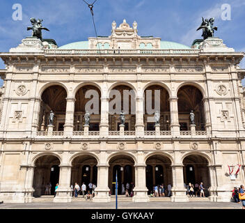 Façade de l'Opéra d'État de Vienne, Autriche Banque D'Images