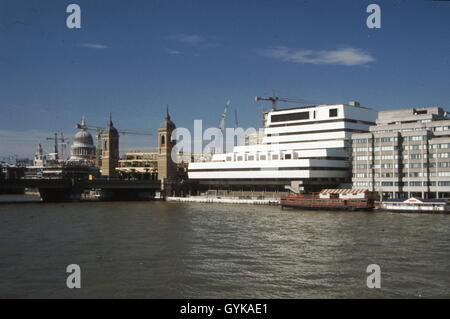 Cannon Street Station, Tamise, Londres Photo de Tony Henshaw Banque D'Images