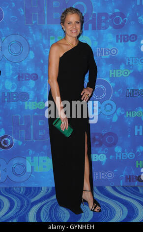 Los Angeles, CA, USA. 18 Sep, 2016. 18 septembre 2016 - Los Angeles, Californie - Kim Dickens. HBO Poster Award Réception suivant la 68e Primetime Emmy Awards qui a eu lieu au Pacific Design Center. Crédit photo : Byron Purvis/AdMedia Crédit : Birdie Thompson/AdMedia/ZUMA/Alamy Fil Live News Banque D'Images