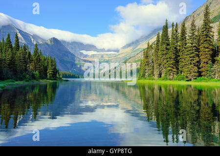 Alpine Lake Josephine sur le Grinnell Glacier dans le parc national des Glaciers en été Banque D'Images