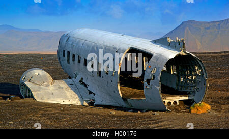 Épave de l'avion au cap Dyrholaey, Islande Banque D'Images