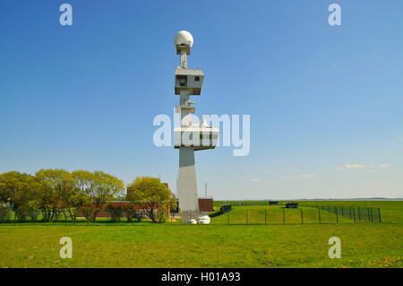 Station de radar, radar et phare moderne de la tour centre de trafic, ALLEMAGNE, Basse-Saxe, Knock, l'Emden Banque D'Images