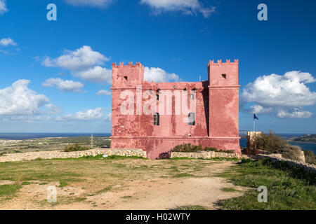 La Tour de Saint Agatha aussi connu sous le nom de la tour rouge. Il a été l'un des remparts défensifs de Malte. Banque D'Images