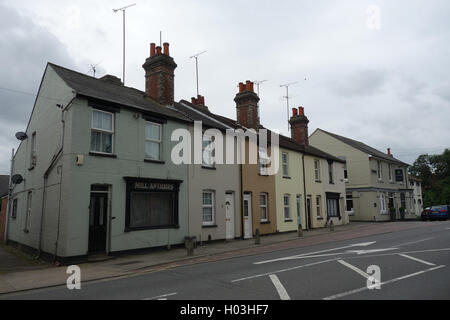 Rangée de maisons traditionnelles dans la région de Colchester, Essex Banque D'Images