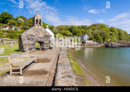 Ruines de l'église St. Brynach au MCG-an-Eglwys, Pembrokeshire Coast National Park, Pembrokeshire, Pays de Galles, Royaume-Uni, Europe. Banque D'Images