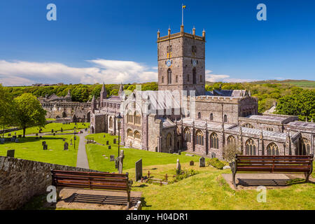 Cathédrale St Davids, Pembrokeshire Coast National Park, Pembrokeshire, Pays de Galles, Royaume-Uni, Europe. Banque D'Images