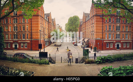 Arnold circus à Shoreditch, London, montrant les bâtiments et les piétons peabody Banque D'Images