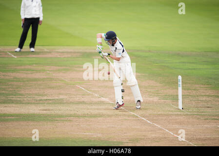 Londres, Royaume-Uni. 20 Sep, 2016. jour l'un des Championnat de Specsavers County un match entre Middlesex et le Yorkshire du Lords le 20 septembre 2016 à Londres, en Angleterre. Crédit : Michael Jamison/Alamy Live News Banque D'Images