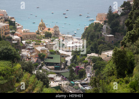 Vue sur Positano, Costiera Amalfitana (Côte Amalfitaine), UNESCO World Heritage Site, Province de Salerne, Campanie, Italie, Europe Banque D'Images