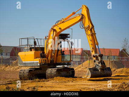 Un creuseur ou earth mover à chenilles sur un chantier Banque D'Images