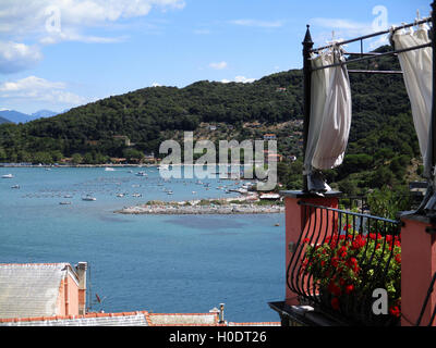 Vue de la côte et la mer autour de la Spezia, ligurie, italie Banque D'Images