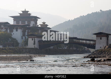 Punakha Dzong dans l'Ouest Bhoutan Banque D'Images