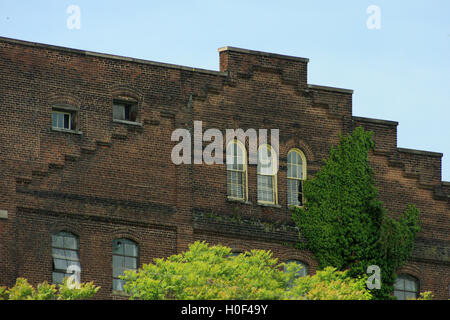 Lynchburg, Virginie, États-Unis. Détail des lofts Imperial Tobacco, autrefois Compagnie du tabac Impériale, construits en 1898. Banque D'Images