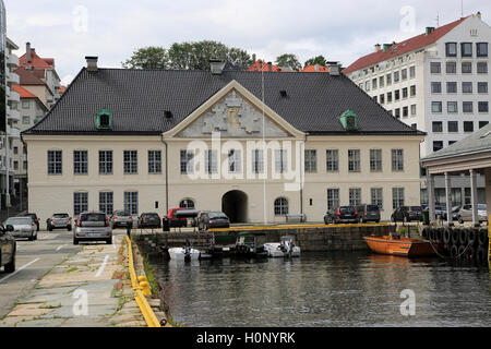 Old Custom House building dans Strandsiden du port, ville de Bergen, Norvège Banque D'Images