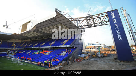 Vue de l'intérieur de développement White Hart Lane avant l'EFL Cup, troisième ronde match entre Tottenham Hotspur et Gillingham. Banque D'Images