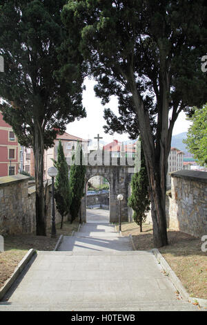 Mallona Gate et escaliers à Bilbao BISCAYE Pays Basque Espagne Banque D'Images
