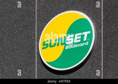 Sunset Boulevard logo sur un mur Banque D'Images