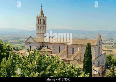 Basilica di Santa Chiara, l'Église, assise, Ombrie, Italie Basilique Banque D'Images