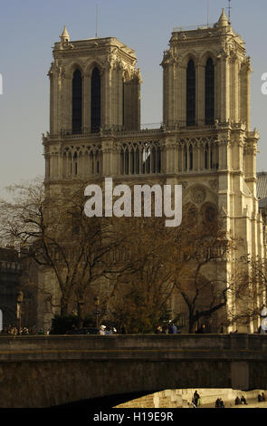 La France. Paris. La Cathédrale Notre Dame. 12e - 14e siècles. Avant de l'Ouest. Banque D'Images