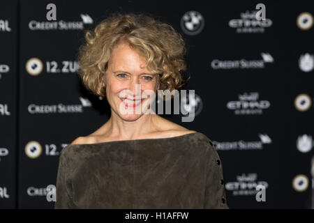 Zurich, Suisse. 22 septembre 2016. Maire de Zurich Corine Mauch assiste à la 'Lion' premiere et cérémonie d'ouverture du 12ème Festival du Film de Zurich à Kino Corso à Zurich, Suisse. Nicola Mastronardi/Alamy Live News. Banque D'Images