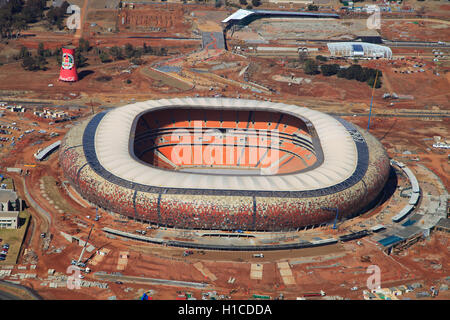 Photographie aérienne du Soccer-City-FNB Stadium, à Johannesburg, Gauteng, Afrique du Sud Banque D'Images