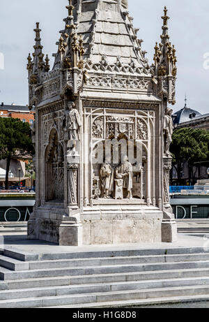 Cristobal Colon, l'image de la ville de Madrid, sa caractéristique Banque D'Images