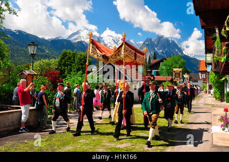 Procession du Corpus Christi, Bavière, Allemagne, de Werdenfels Banque D'Images