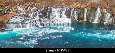 Cascades de Hraunfossar, rivière Hvítá, à l'Ouest, Islande, Islande Banque D'Images