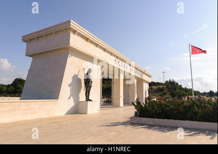 Akbas Martyrs' Cemetery and Memorial.En 1915, le bain turc du 19e Division de l'hôpital mobile a été fondée ici agissant comme expédition. Banque D'Images