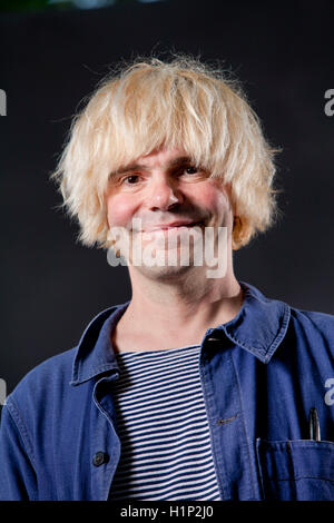 Timothy Burgess, la chanteuse britannique et ancien membre de The Charlatans, à l'Edinburgh International Book Festival. Edimbourg, Ecosse. 18 août 2016 Banque D'Images