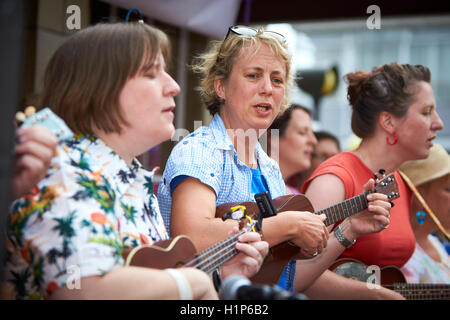 Anniversaire à l'occasion du Carnaval 2015 Cowley Road à Oxford Banque D'Images