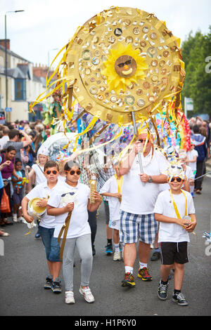 Anniversaire à l'occasion du Carnaval 2015 Cowley Road à Oxford Banque D'Images