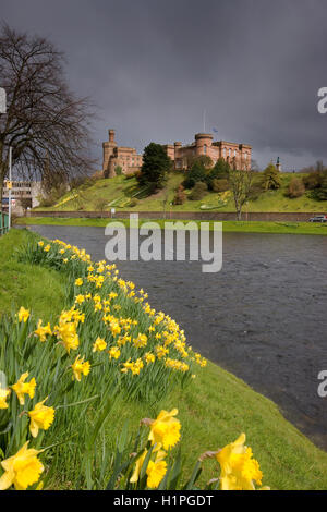 Le Château d'Inverness, la rivière Ness, Highlands, Écosse Banque D'Images