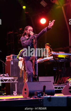 Bestival, Newport, Isle of Wight 9 septembre 2016, l'artiste jamaïcain de reggae Damian Marley en live sur scène à Bestival Banque D'Images