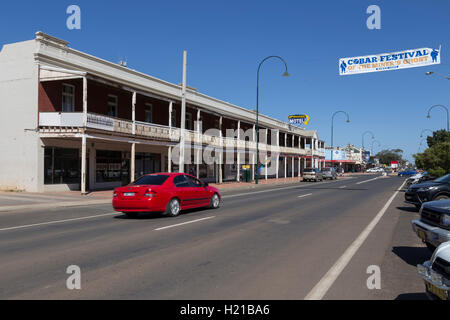 Le Grand Hôtel de l'Ouest (1898) Barrier Highway Salur New South Wales Australie Banque D'Images