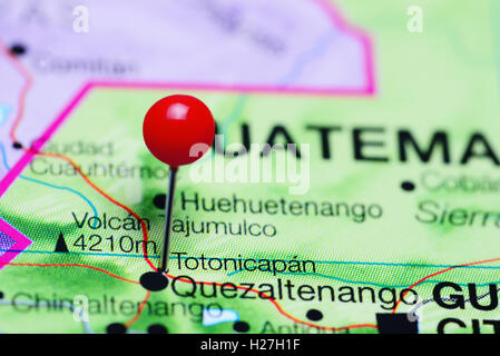 Totonicapan coincé sur une carte de Guatemala Banque D'Images